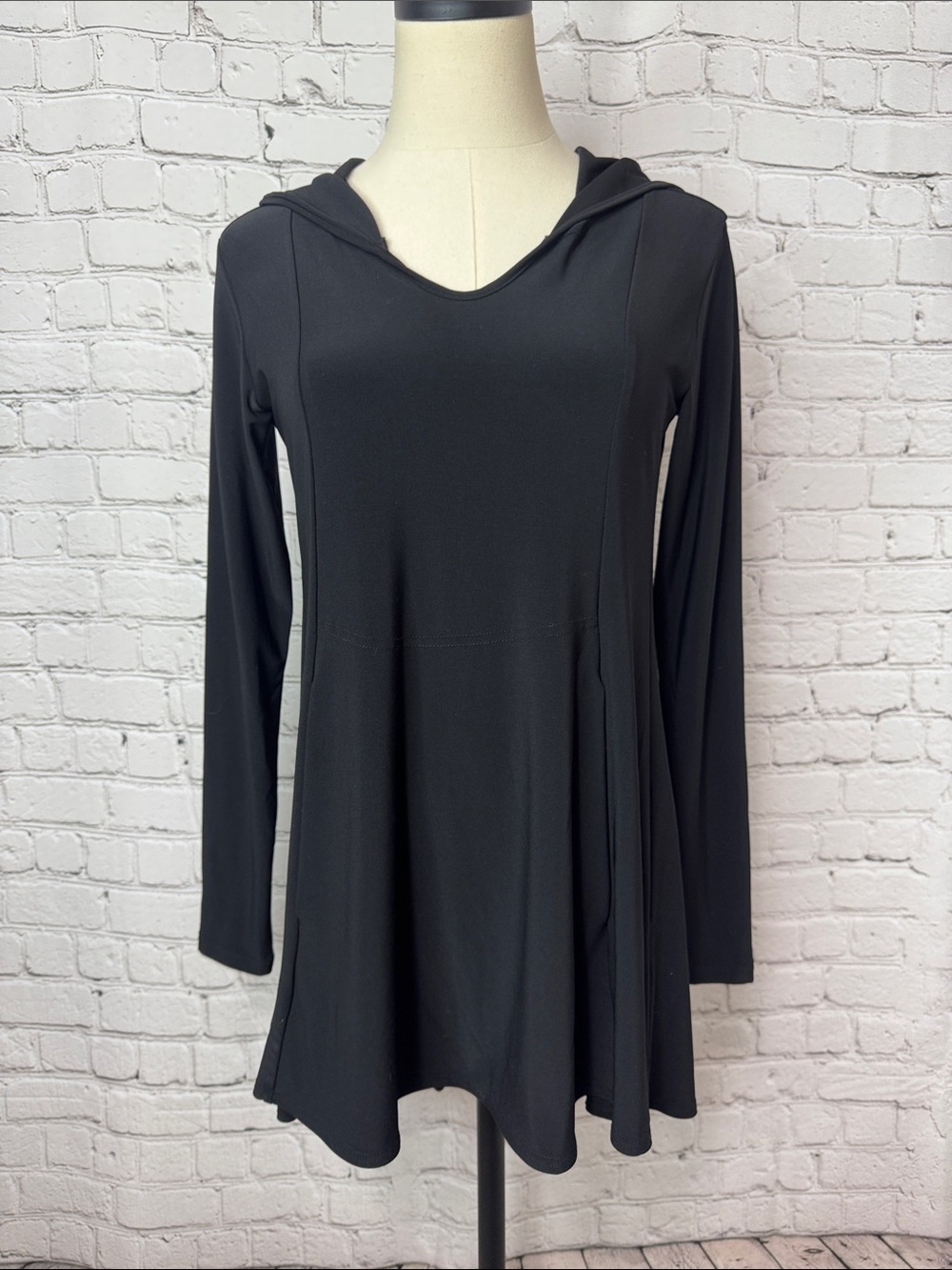 SYMPLI jersey knit hooded top with kangaroo pocket Size 6 Black